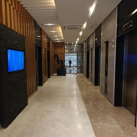 C Place - Capsule A Pasay Exterior foto